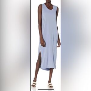 b New York Midi Dress